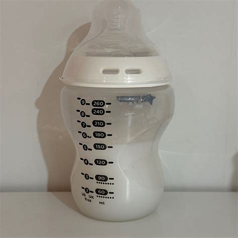 are there fake tommee tippee bottles